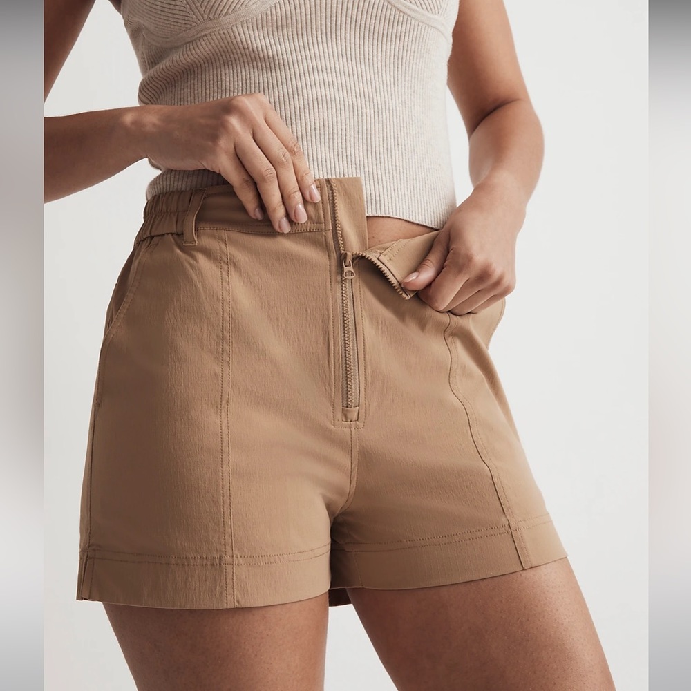 Madewell Zip-Front Tapered Shorts